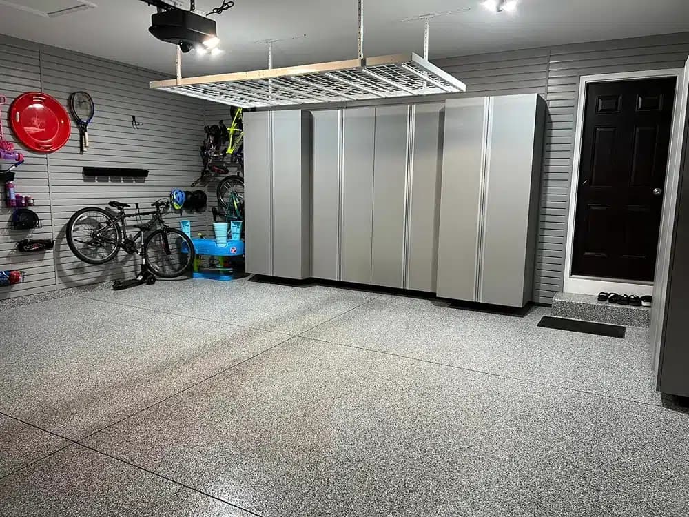 Showroom-style polyurea garage floor coating — Fairlawn, Summit County